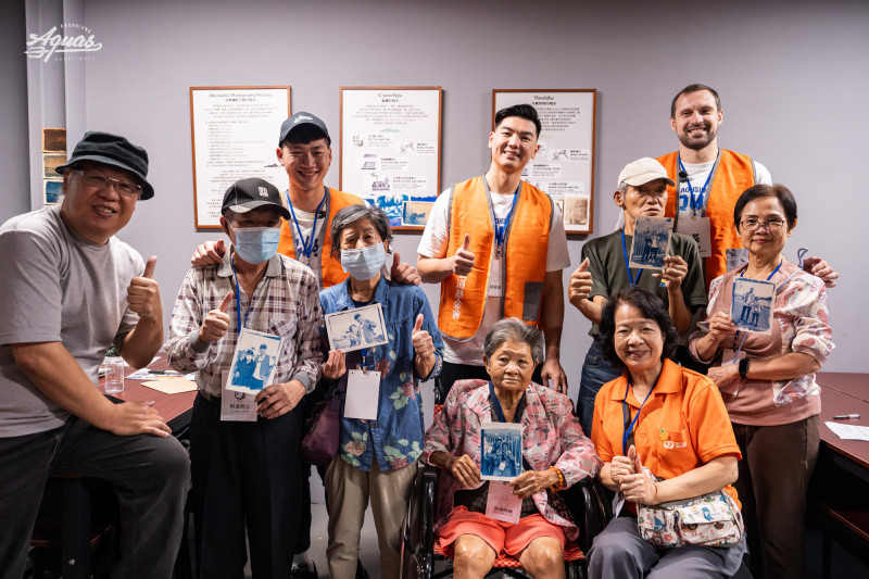 海神球員投入公益活動。（高雄海神提供）