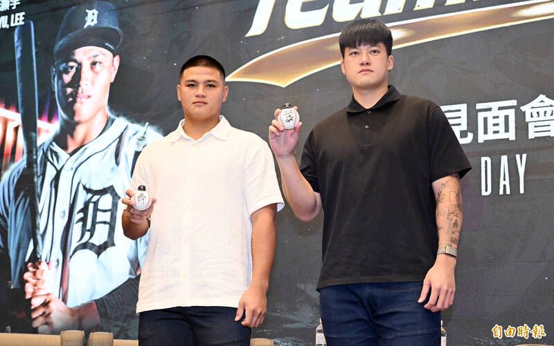 旅美球星李灝宇（左）、莊陳仲敖（右）返台記者會。（記者廖振輝攝）