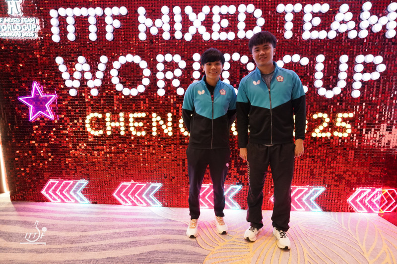 林昀儒／鄭怡靜昨出席抽籤儀式。（取自ITTF官網）