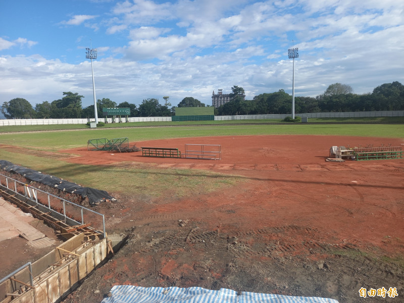 羅運棒球場屬於紅土球場，也是宜縣唯一符合標準的棒球比賽場地。（記者江志雄攝）