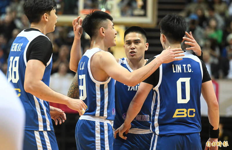 台灣不敵日本。（記者林正堃攝）