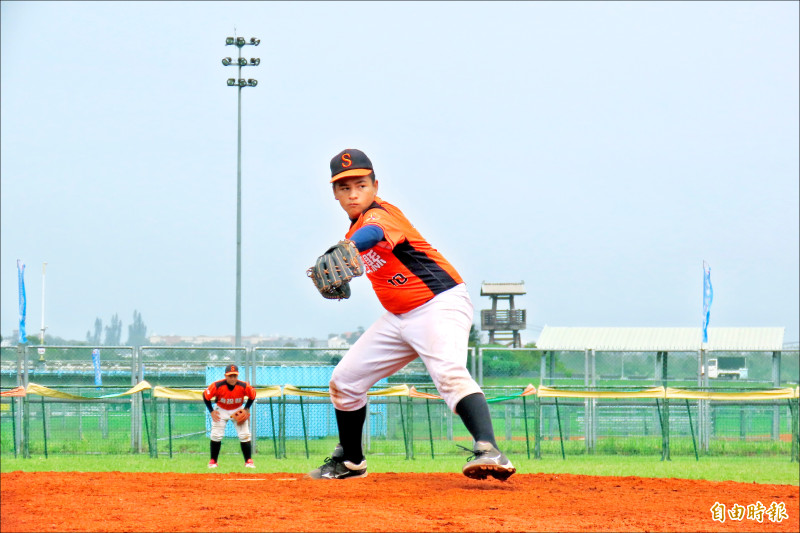 南投縣先發投手田司恩在冠軍戰演出6局完封，勇奪大會MVP。
（記者林宥辰攝）