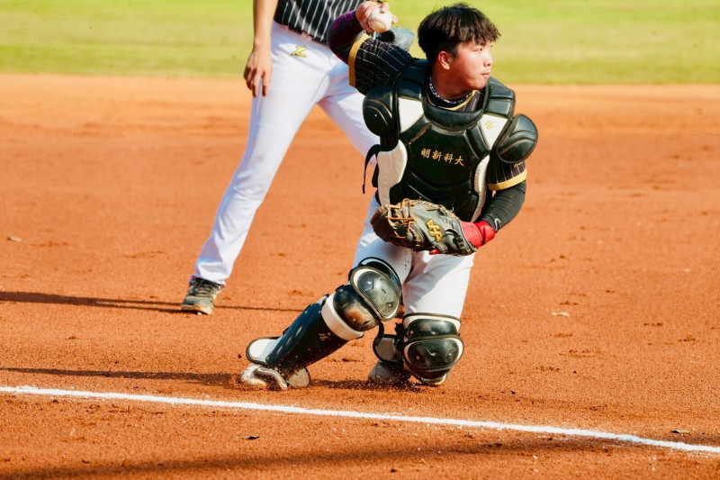 114學年度大專棒球聯賽公開一級明新科大預賽戰績1勝14敗排名墊底慘遭降級。（大專體總提供）