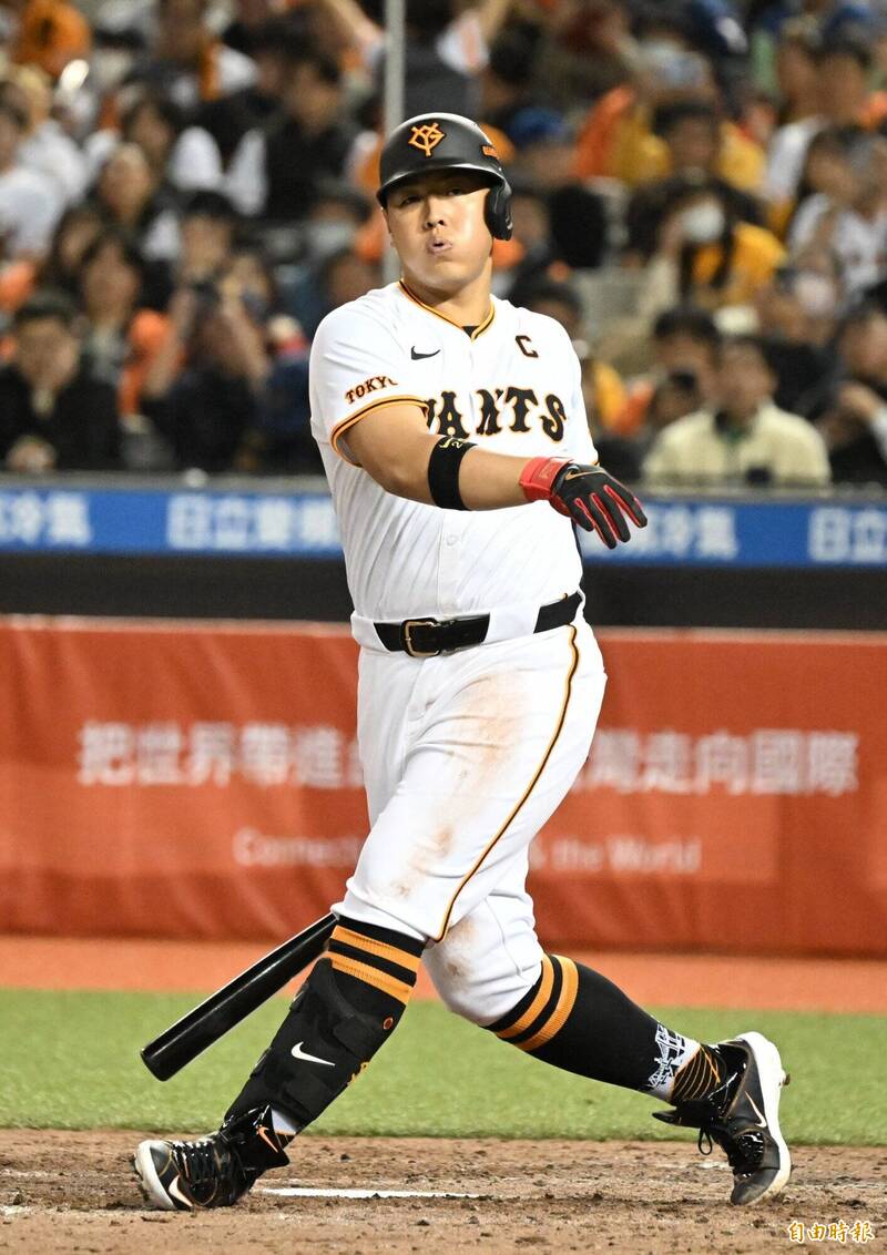 岡本和真。（資料照，記者林正堃攝）