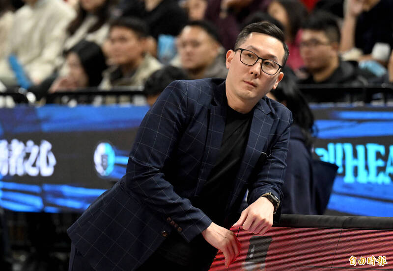 富邦勇士教練吳永仁。（記者林正堃攝）