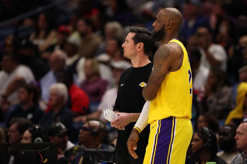 詹姆斯與瑞迪克。（法新社）