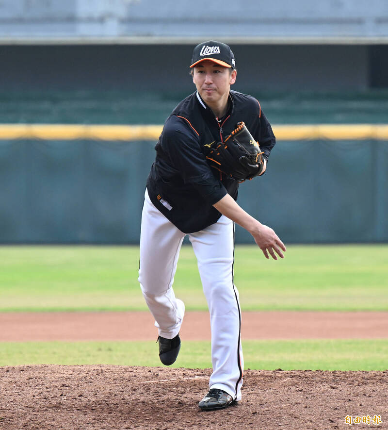 統一獅高塩將樹。（記者李惠洲攝）