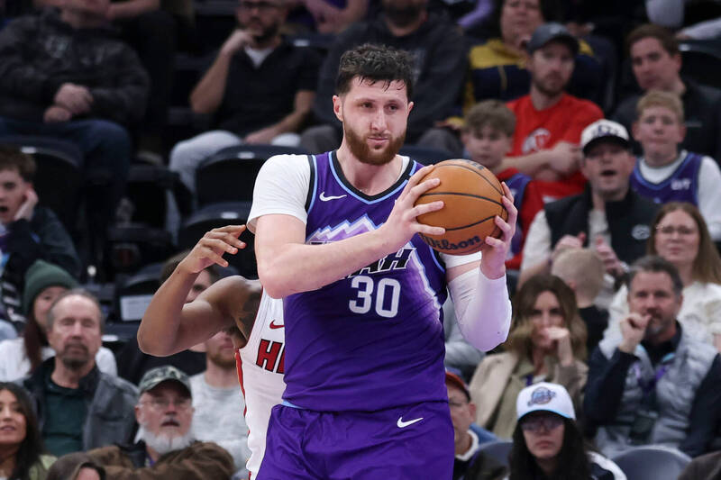 諾基奇（Jusuf Nurkic）成為史上第4位連續3場大三元的中鋒。（美聯社）