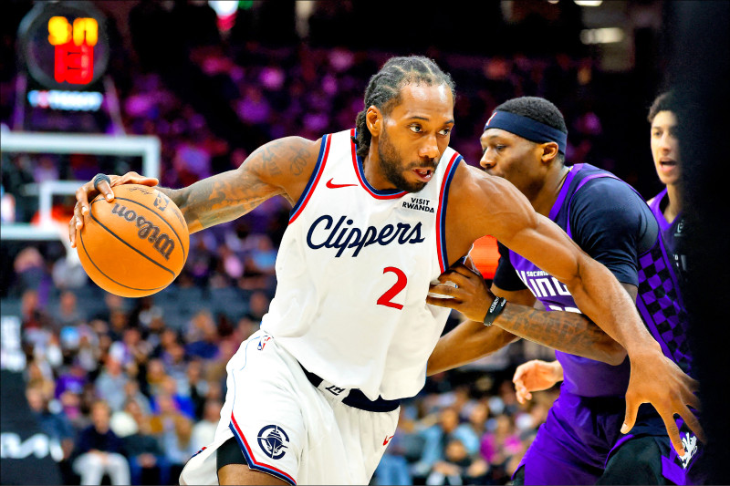 雷納德率快艇止敗。（路透）