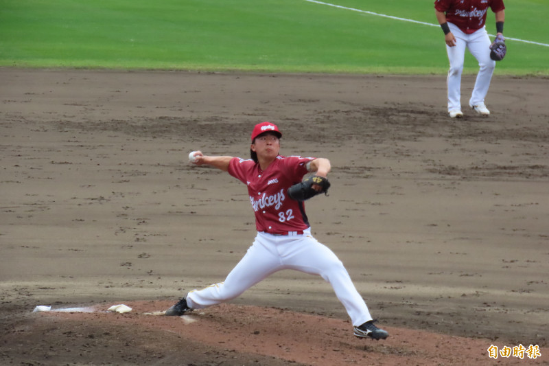 樂天桃猿盧冠宇。（記者林宥辰攝）