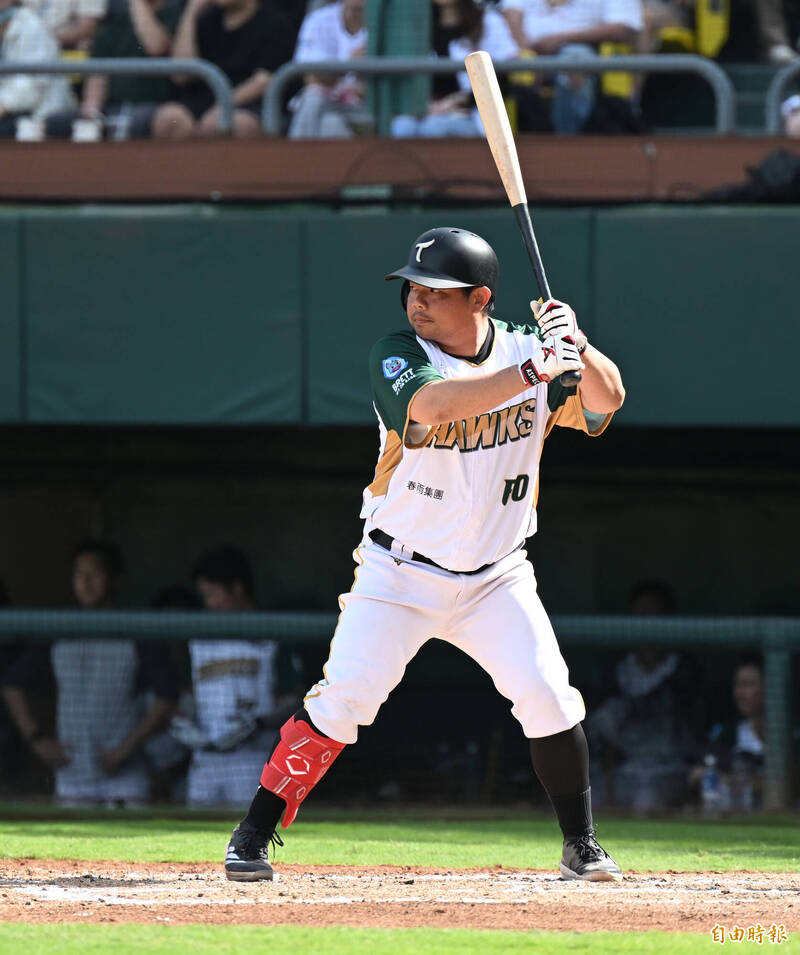 台鋼雄鷹劉時豪。（記者李惠洲攝）