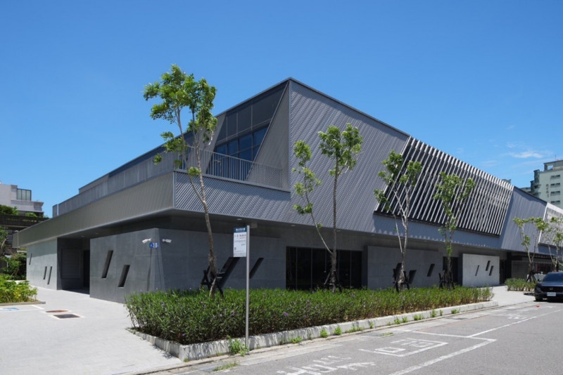 運動部補助各縣市政府建造全民運動設施，新竹市香山綜合運動館於去年8月啟用。（運動部提供）