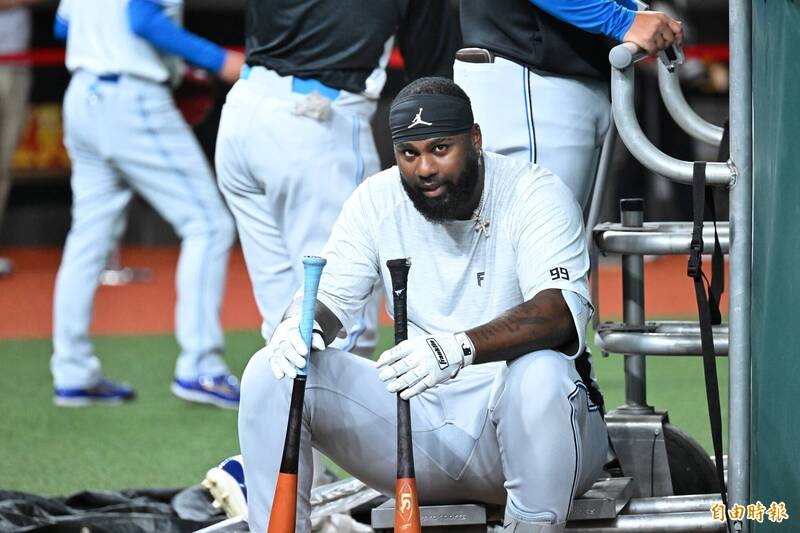 雷耶斯（Franmil Reyes）。（記者陳逸寬攝）