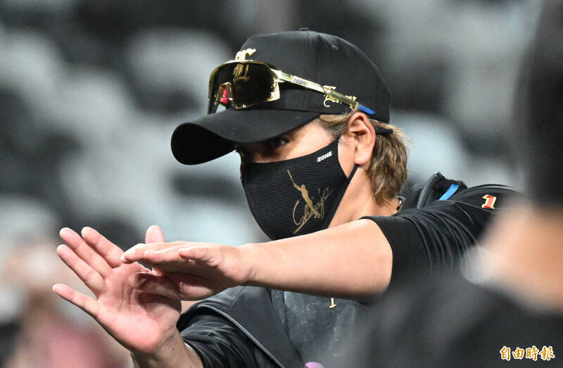 火腿監督新庄剛志。（記者林正堃攝）