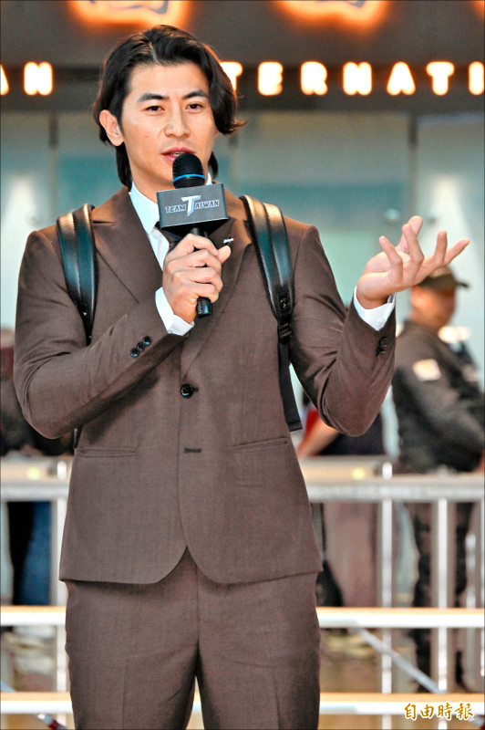 台灣隊長陳傑憲昨在出發前霸氣喊話，全隊將力拚晉級8強。（記者劉信德攝）