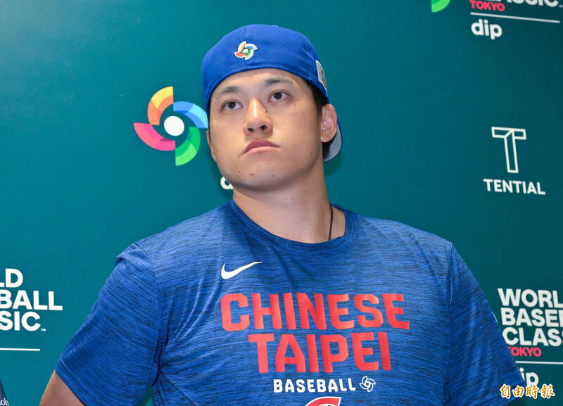 莊陳仲敖受訪。（特派記者陳志曲攝）