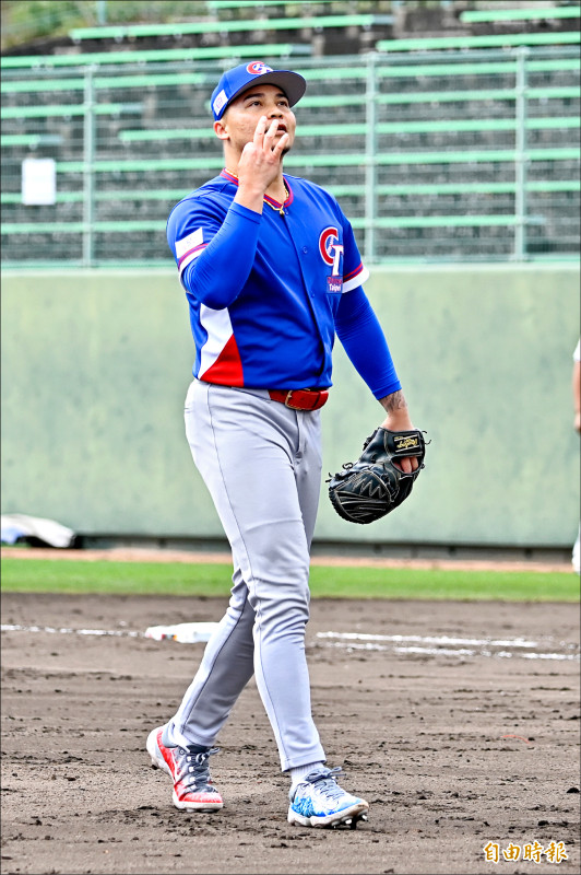 台灣隊背號「0號」投手林凱威球路出色，軟銀二軍監督點名稱讚。（特派記者陳志曲攝）
