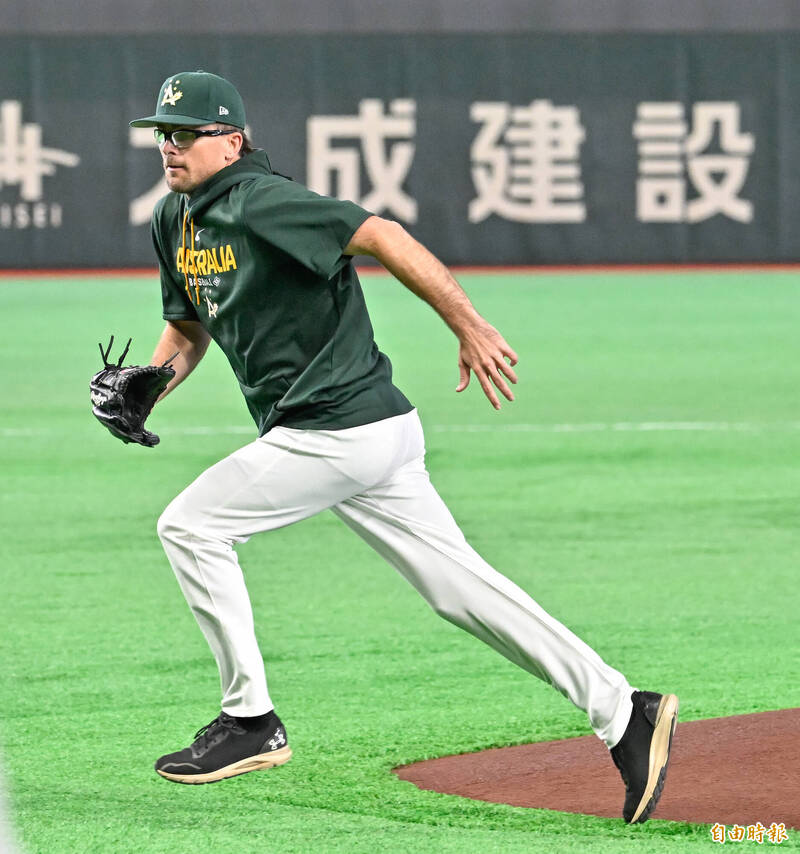 澳洲隊左投A.威爾斯。（特派記者羅志朋攝）