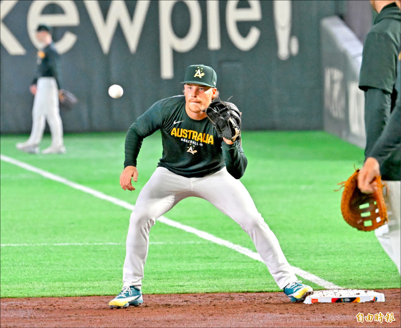 澳洲第1棒巴札納是2024年大聯盟選秀狀元。（特派記者羅志朋攝）