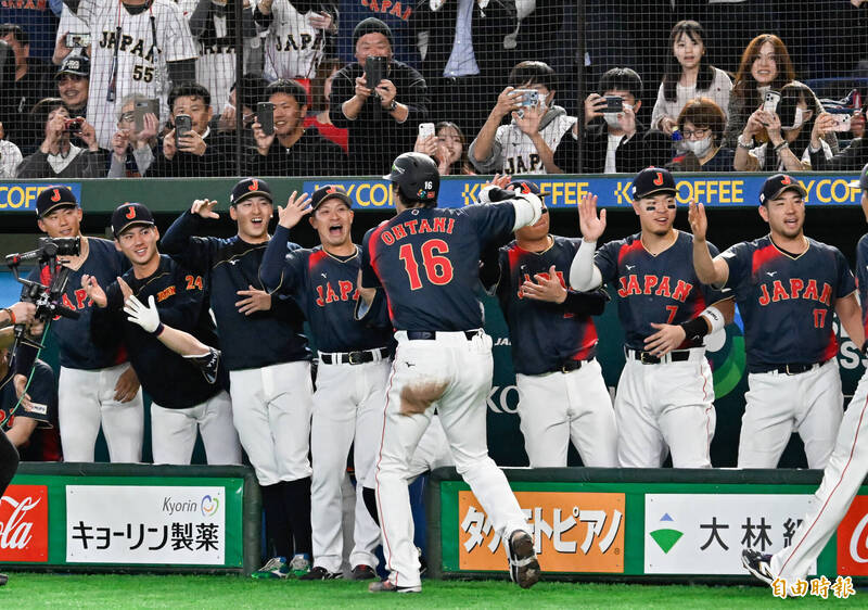 日本隊大谷翔平敲出滿貫全壘打。（特派記者陳志曲攝）