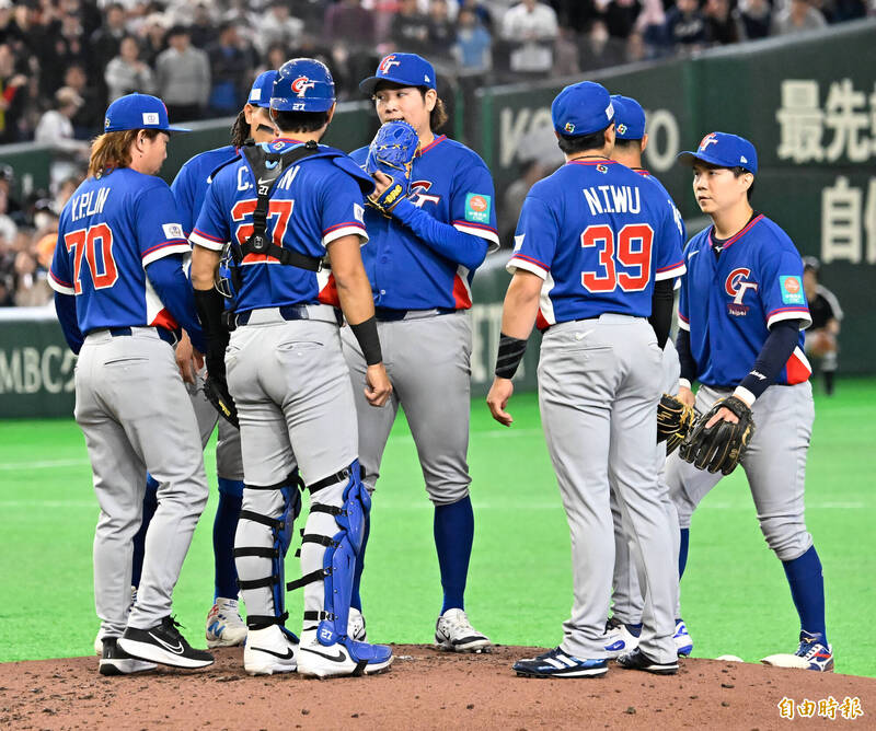 古林睿煬亂流退場。（記者陳志曲攝）