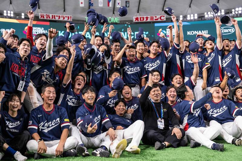 南韓隊睽違17年闖進8強複賽。（法新社）