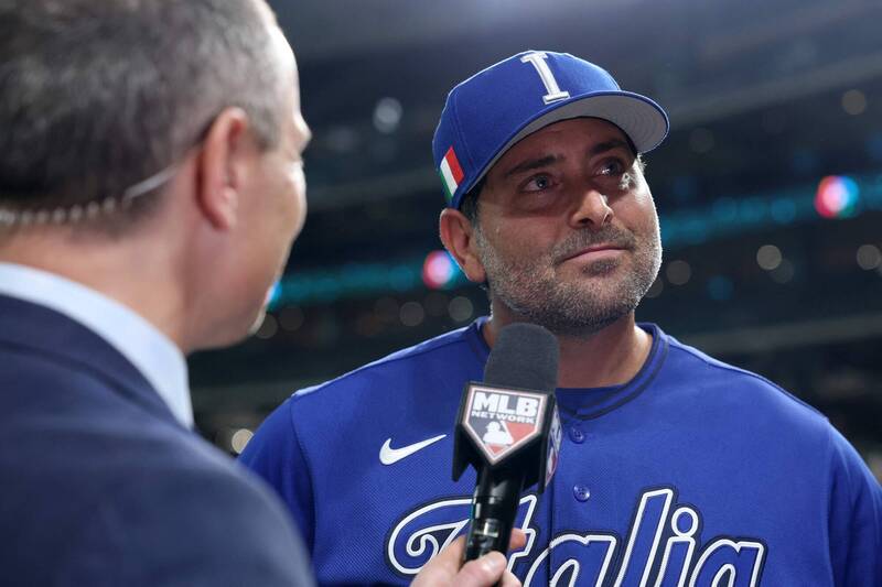 塞維里情緒激動受訪。（法新社）