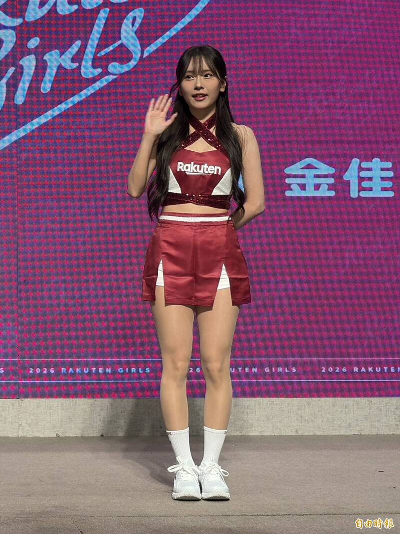 樂天女孩南韓籍新成員金佳垠。（記者徐正揚攝）
