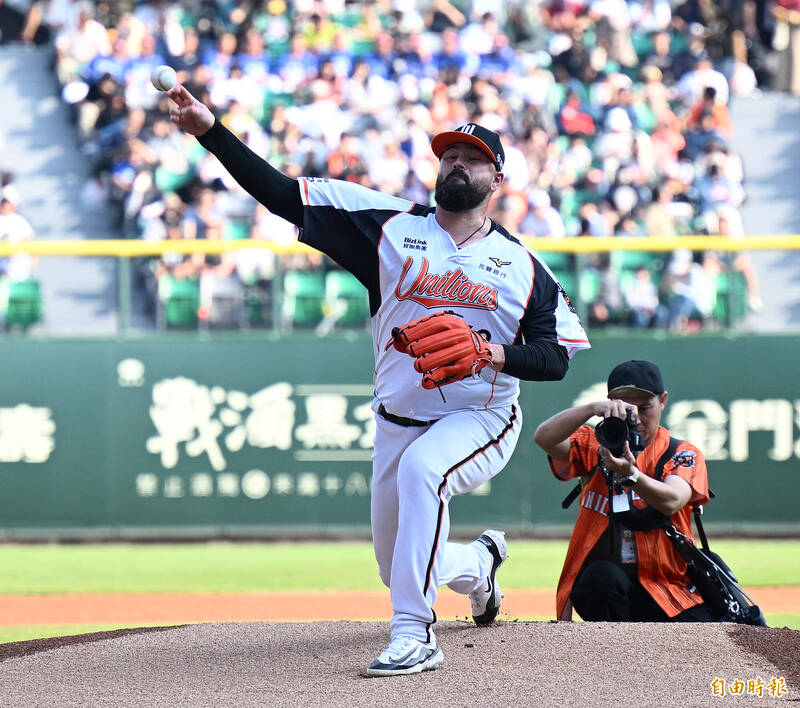 獅帝芬。（記者李惠洲攝）