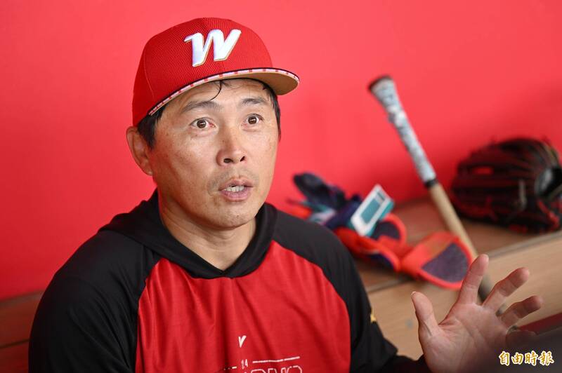 味全龍總教練葉君璋。（記者陳逸寬攝）