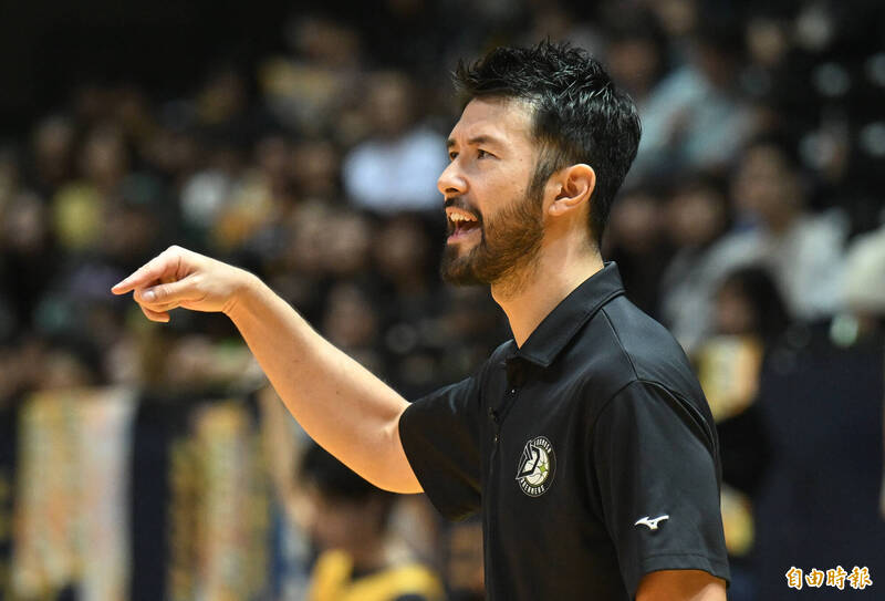 夢想家主帥簡浩。（記者林正堃攝）