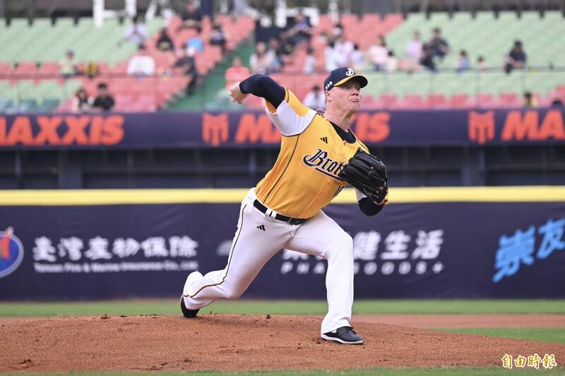 兄弟先發投手黎克。（記者廖耀東攝）