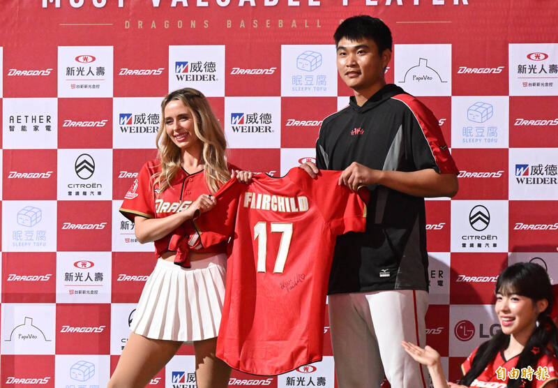 郭郁政獲選單場MVP。（記者林正堃攝）