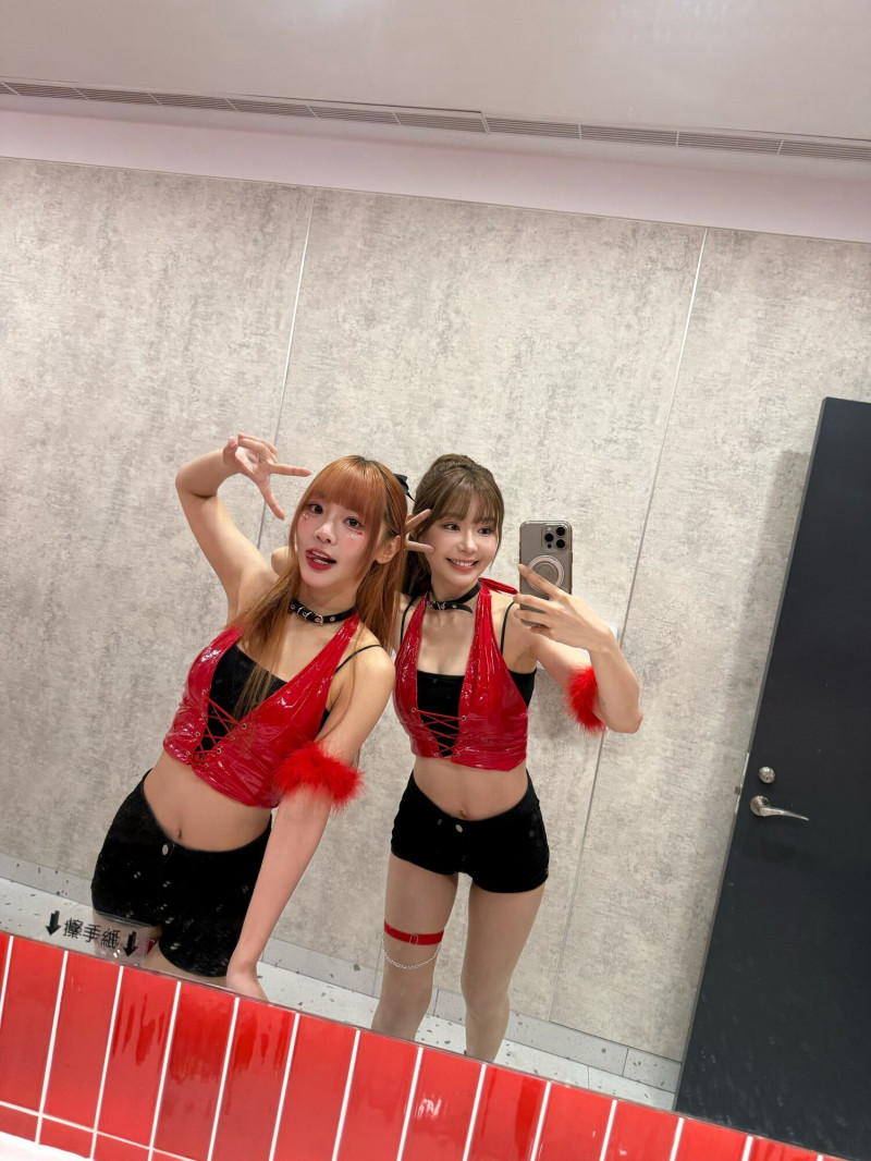 天母棒球場更新2樓廁所，加裝女廁梳妝台、拍照全身鏡。（味全龍提供）