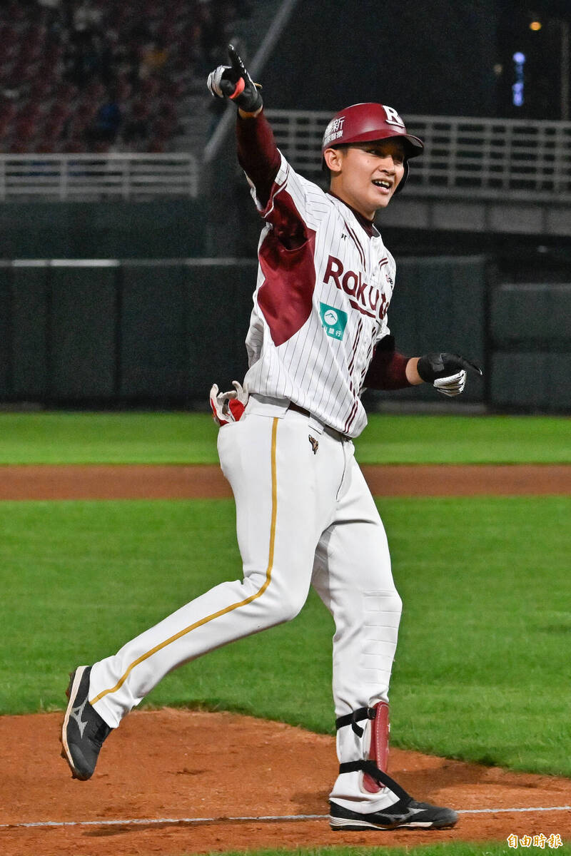 馬傑森一軍生涯首轟出爐。（記者陳志曲攝）