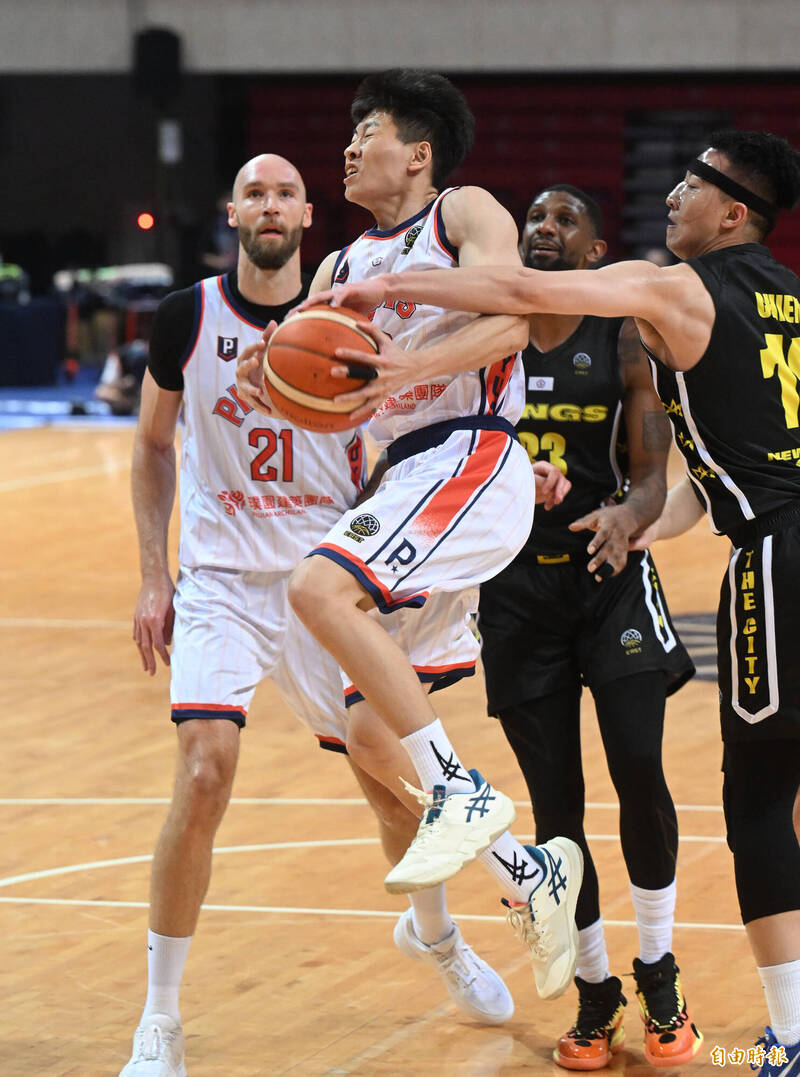 領航猿關達祐。（記者林正堃攝）