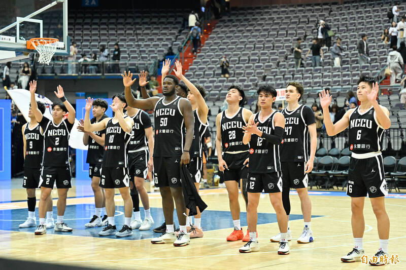 政治大學拿下勝利。（記者陳志曲攝）