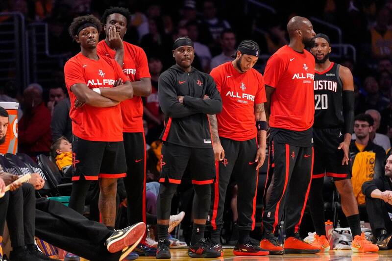 火箭首戰輸球。（美聯社）