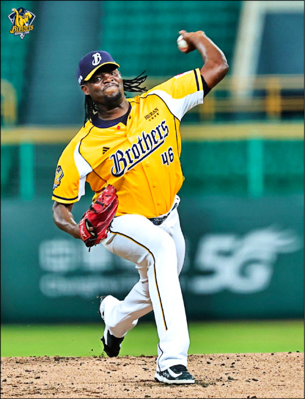 兄弟二軍3洋投，以德保拉最可能被拉上一軍。 （資料照）