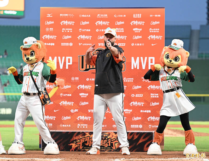 獅帝芬獲選單場MVP。（記者李惠洲攝）