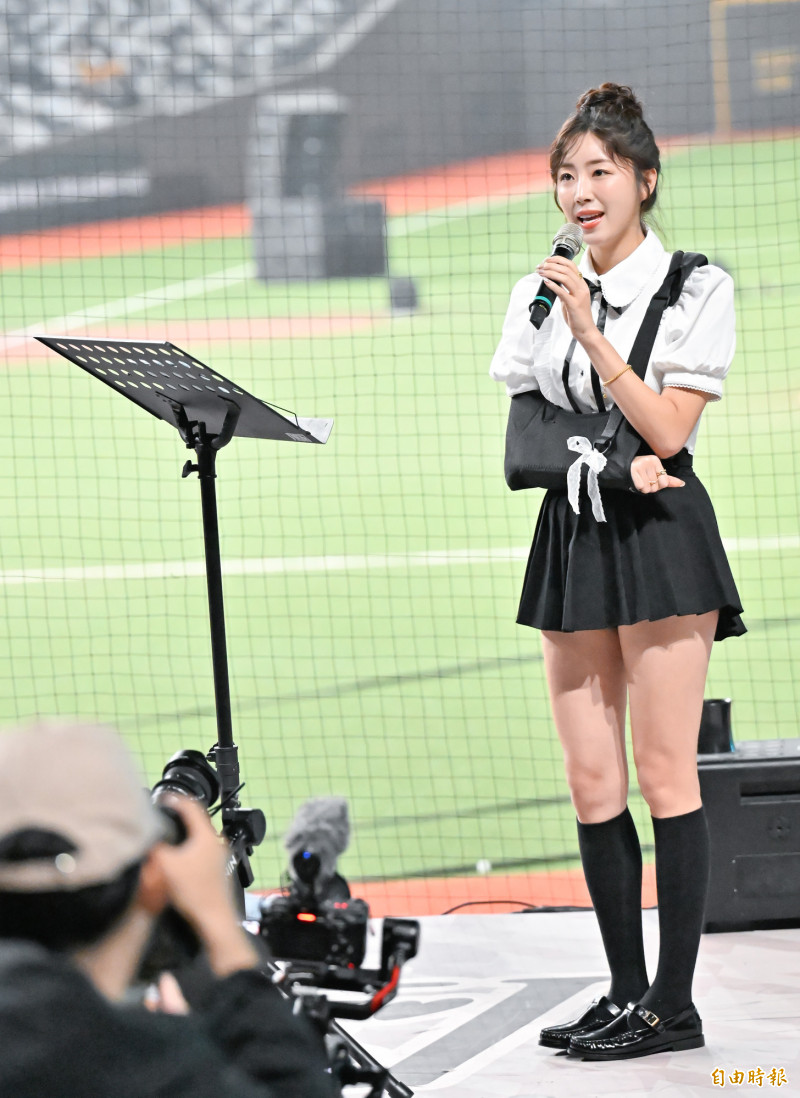 Wing Stars韓援安芝儇帶傷演出。（記者陳志曲攝）