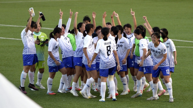 新北醒吾高中女足隊勇奪HFL三連霸，摘下隊史第6冠。（圖由體育局提供）