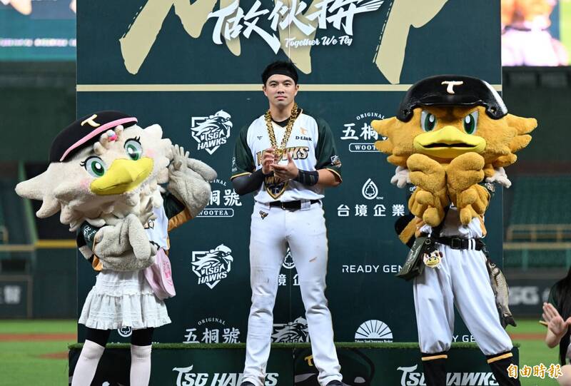 吳念庭勇奪單場MVP。（記者李惠洲攝）