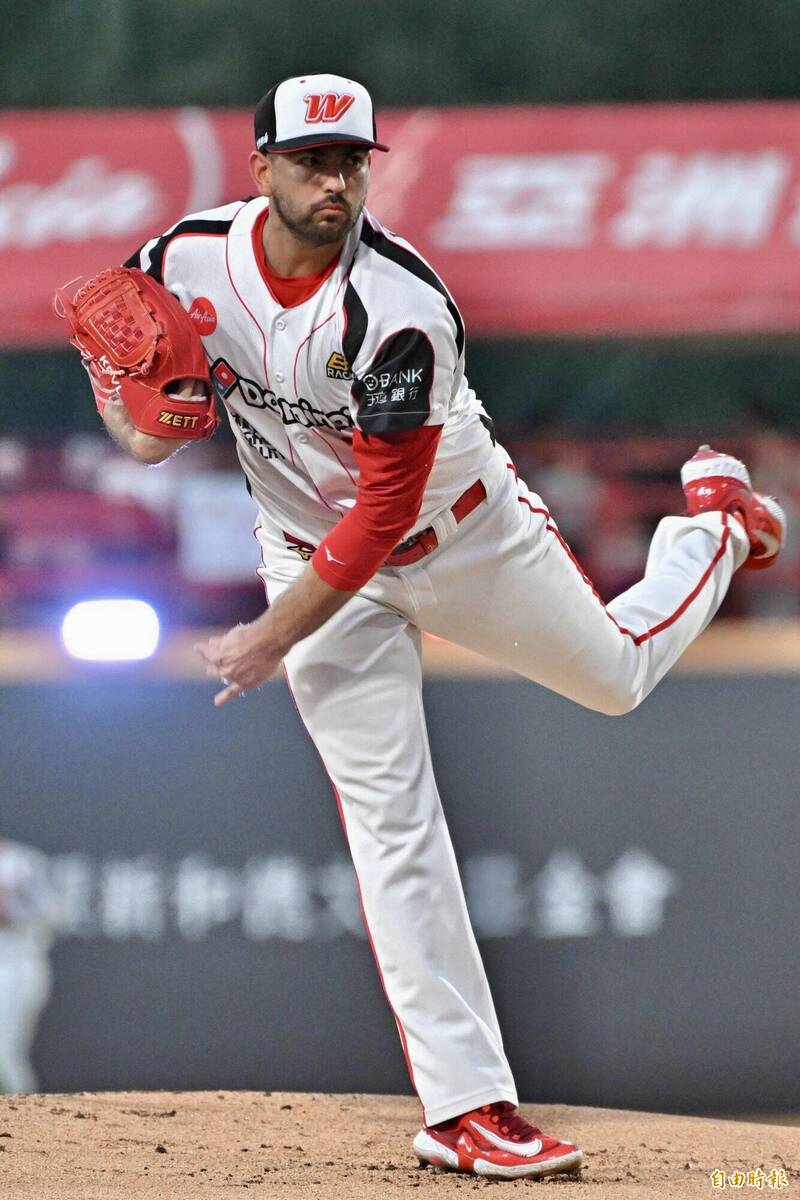 魔神龍。（資料照，記者塗建榮攝）