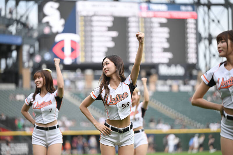 UniGirls登美職「台灣日」。（統一獅提供）