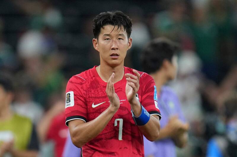 南韓隊長孫興慜、嚴智星、金承奎、李東炅、金鎮圭、李韓汎等球員1日陸續回國。（美聯社資料照）