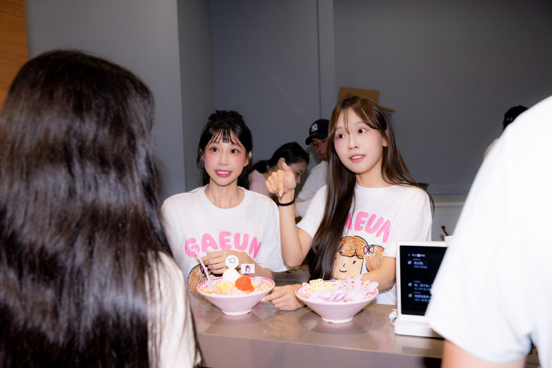 樂天女孩筠熹和金佳垠。（協奏曲文創提供）