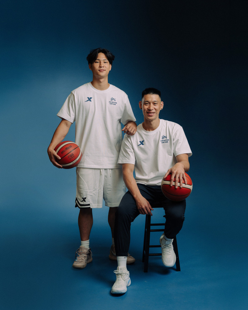 車侑城與林書豪合照。（JLIN NextGen Camp提供）