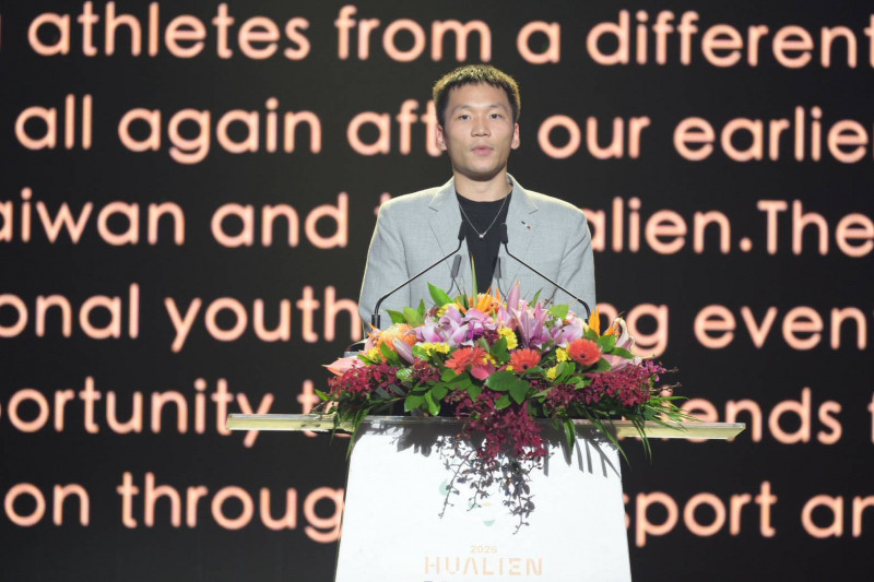 2026花蓮第58屆國際少年運動會（International Children’s Games, ICG）2日晚間於花蓮縣立體育館舉行開幕典禮，運動部長李洋致詞。（花蓮縣府提供）