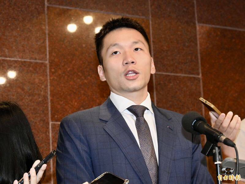 運動部長李洋。（記者羅沛德攝）